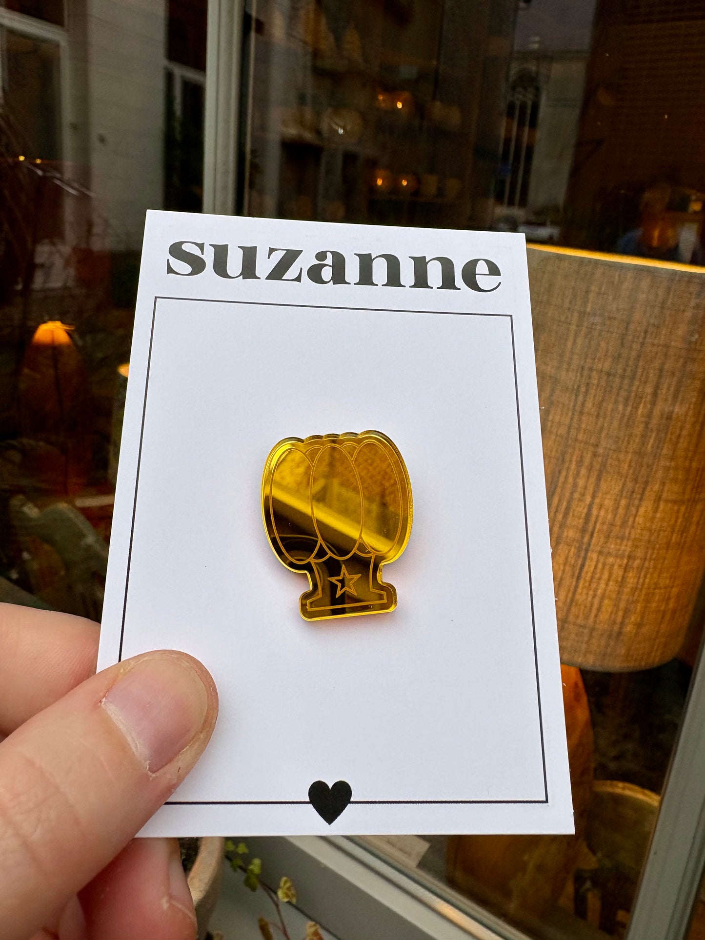 PIN'S CARNAVAL CHAPEAU DU GILLE